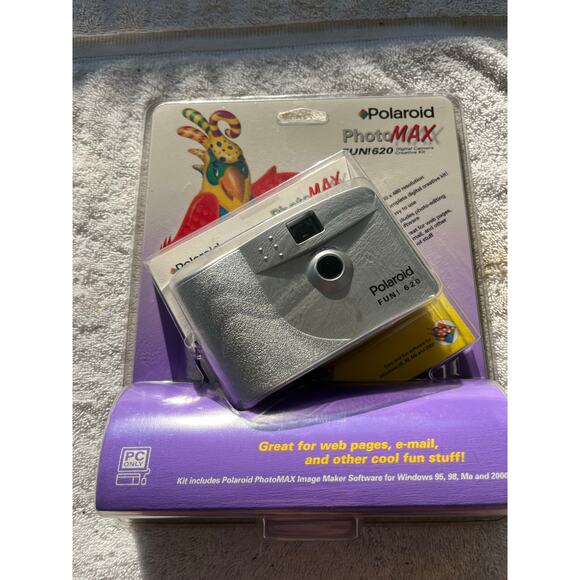 VTG Polaroid Photo Max Fun Digital 620 Point & Shoot Film Camera With Strap-NIB - Picture 1 of 4
